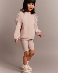 24L1-019 H&M 2-piece Sweatshirt and Bike Shorts Set - BÉ GÁI