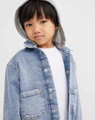 22Y2-121 H&M Comfort Stretch Hooded Denim Jacket - 6-8 tuổi